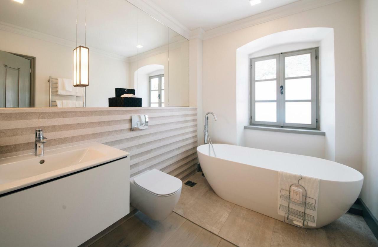 Palazzo Sbutega Bed & Breakfast Kotor Luaran gambar
