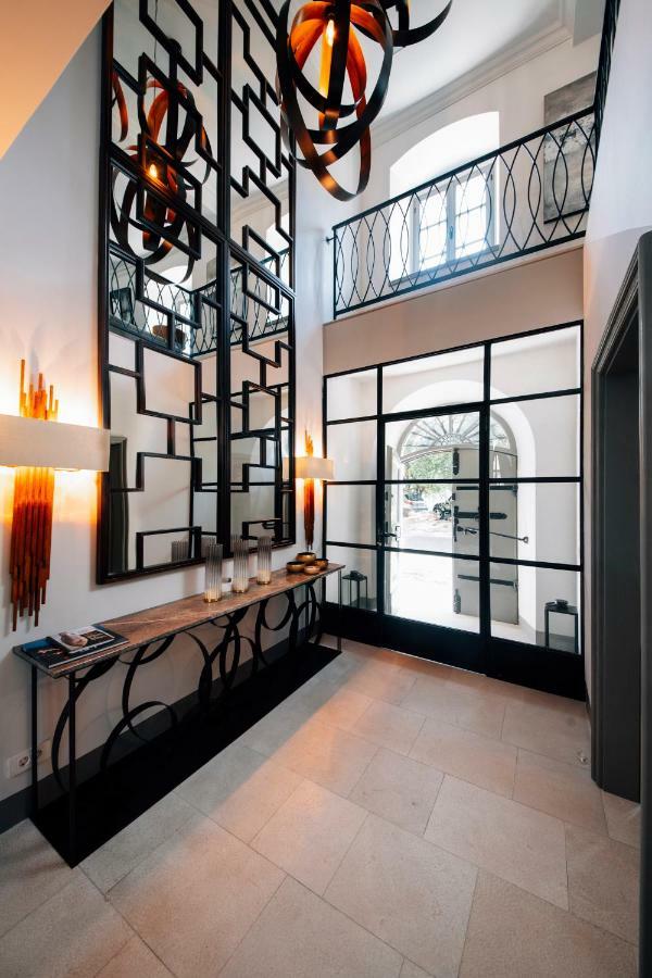 Palazzo Sbutega Bed & Breakfast Kotor Luaran gambar