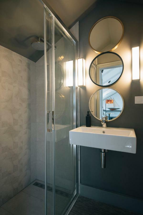 Palazzo Sbutega Bed & Breakfast Kotor Luaran gambar